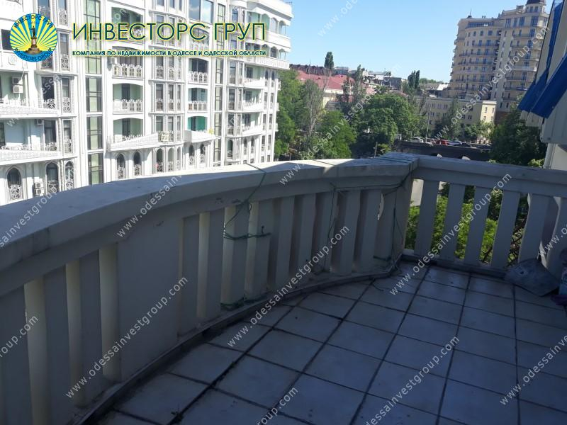 продажа многокомнатной квартиры номер A-143703 в Приморском районе, фото номер 11